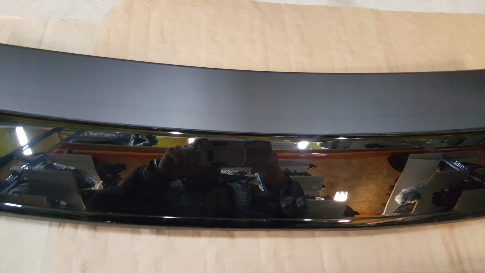 AUDI R8 4S 4S7 LIFT LISTWY SZYBY CZOŁOWEJ PRZEDNIEJ 4S7853829 4S7.853.829