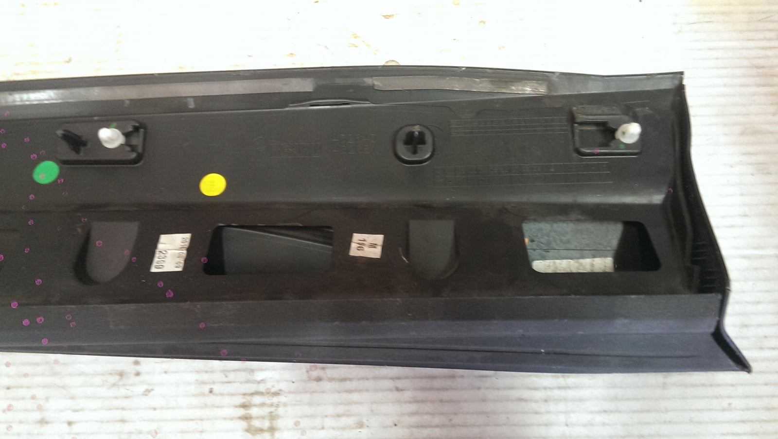 Listwa drzwi prawy tył AUDI Q3 II 83A853970A/B