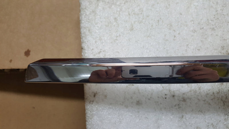 AUDI A6 C6 LIFT 08- OZDOBNA LISTWA CHROM ZDERZAKA PRZÓD LEWA 4F0853065