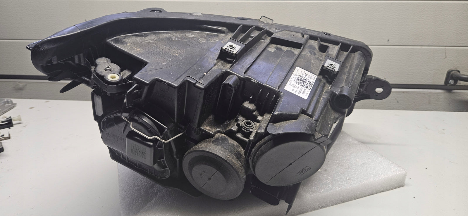 Lewy reflektor T 6.1 Multivan 7L1941005B 2022r