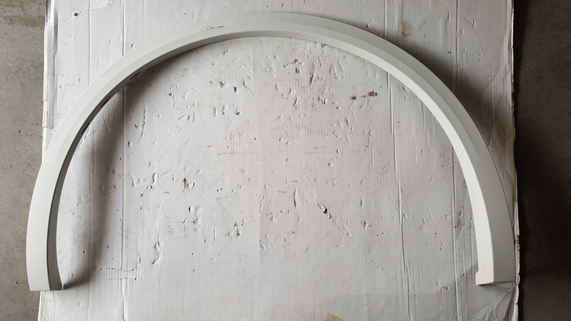 Listwa błotnika prawy tył VW TOUAREG 3 760853818C