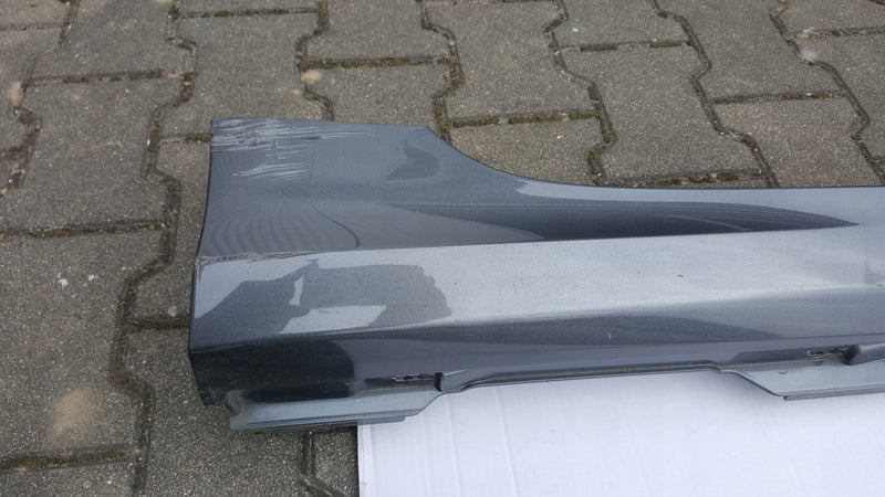 Listwa progowa prawa strona AUDI A6 (C8) S-LINE 4K0853856A demontaż
