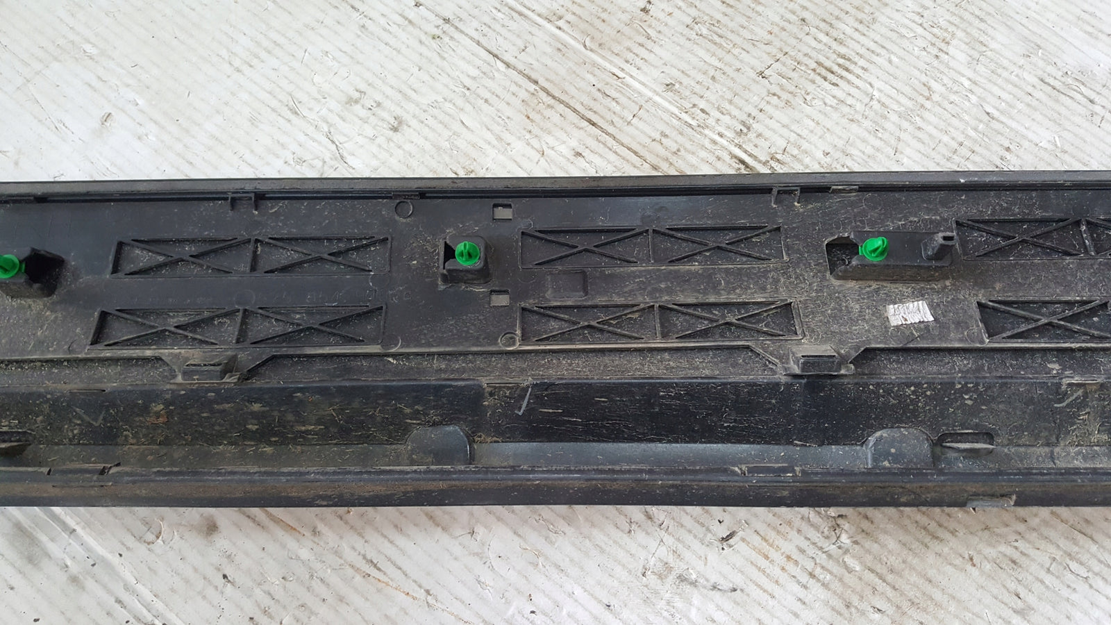 Listwa drzwi prawy przód SEAT ATECA 575854940G