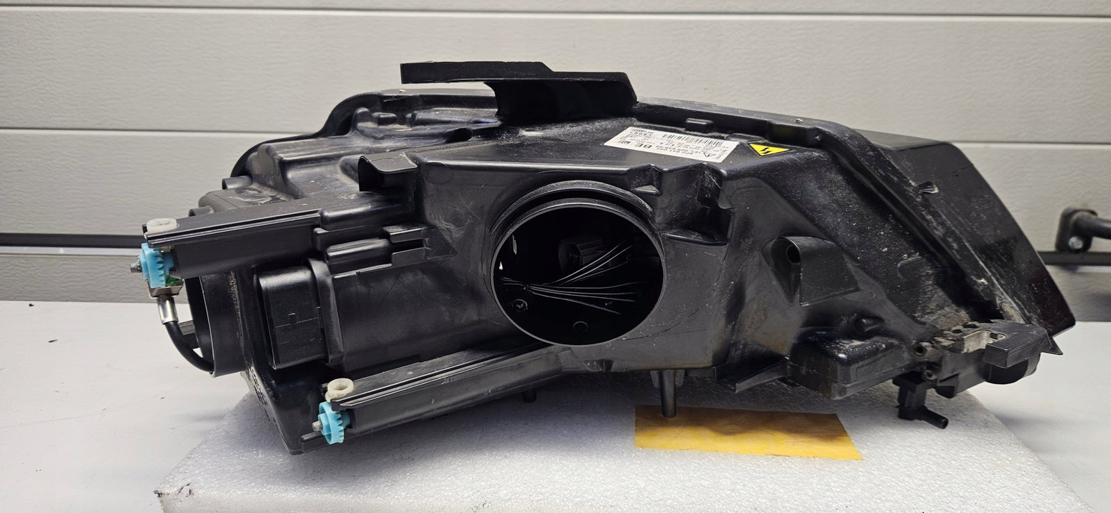 8P0941003BE Le nie skrętny bi xenon LED Audi A3 S3 RS3 po lifcie 2012r