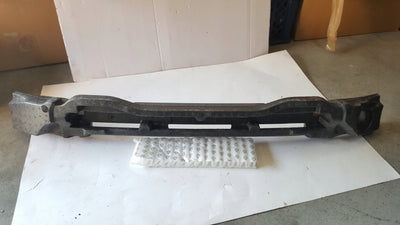 Absorber pianka zderzaka przedniego SKODA FABIA 6VA807248A demontaż