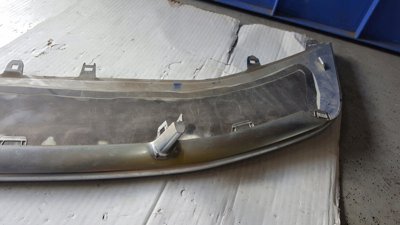 Spoiler zderzaka przedniego AUDI S5 i S4 (B9) 8W0807717C