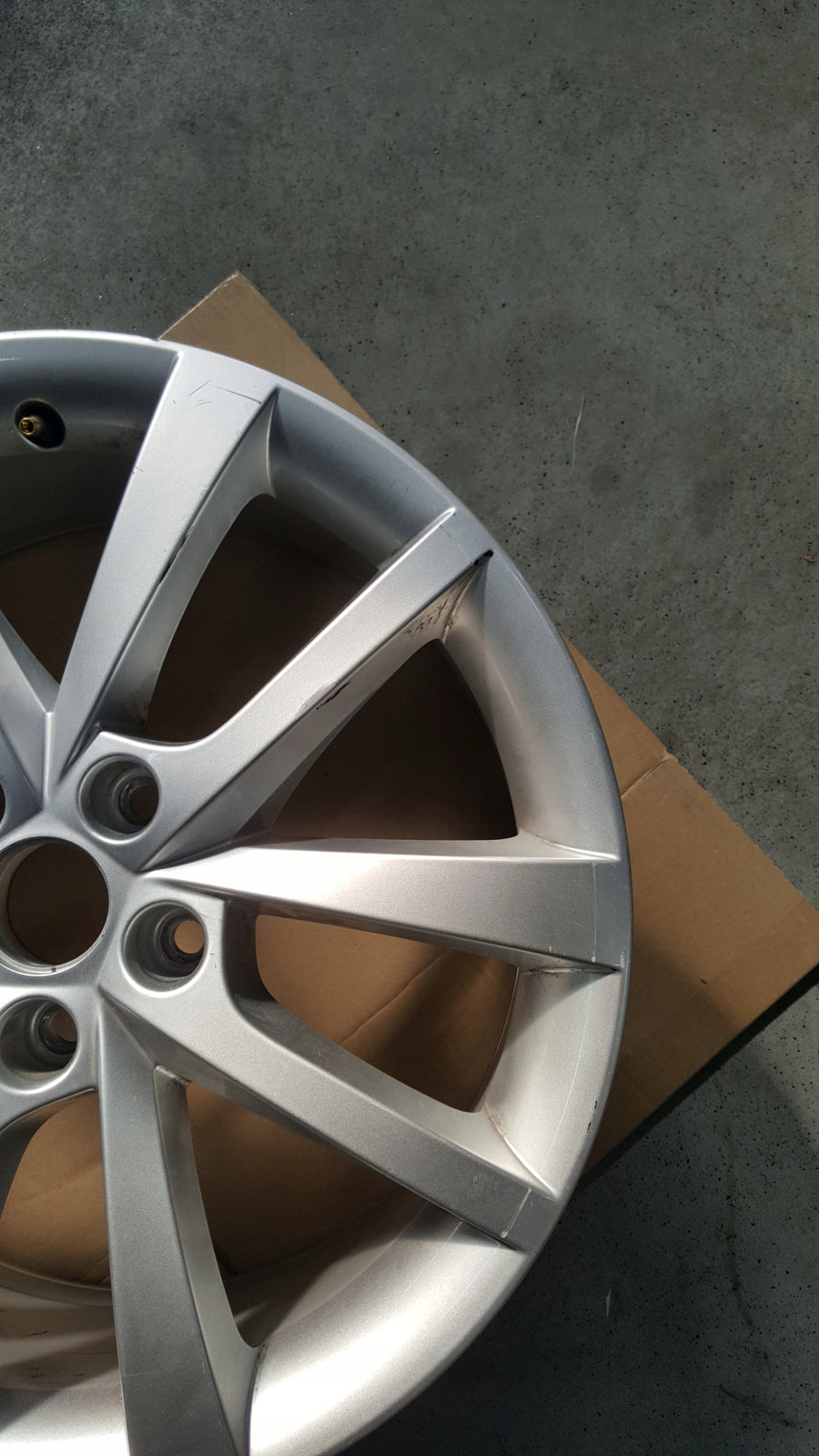 FELGA ALUMINIOWA SKODA KODIAQ 7X18 5X112 ET43 565.601.025.D