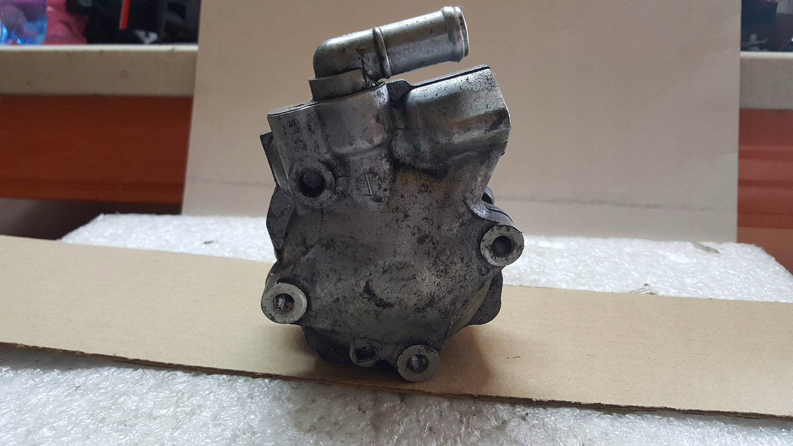 Pompa wspomagania AUDI A4 B8 A5 8K0145156J demonta