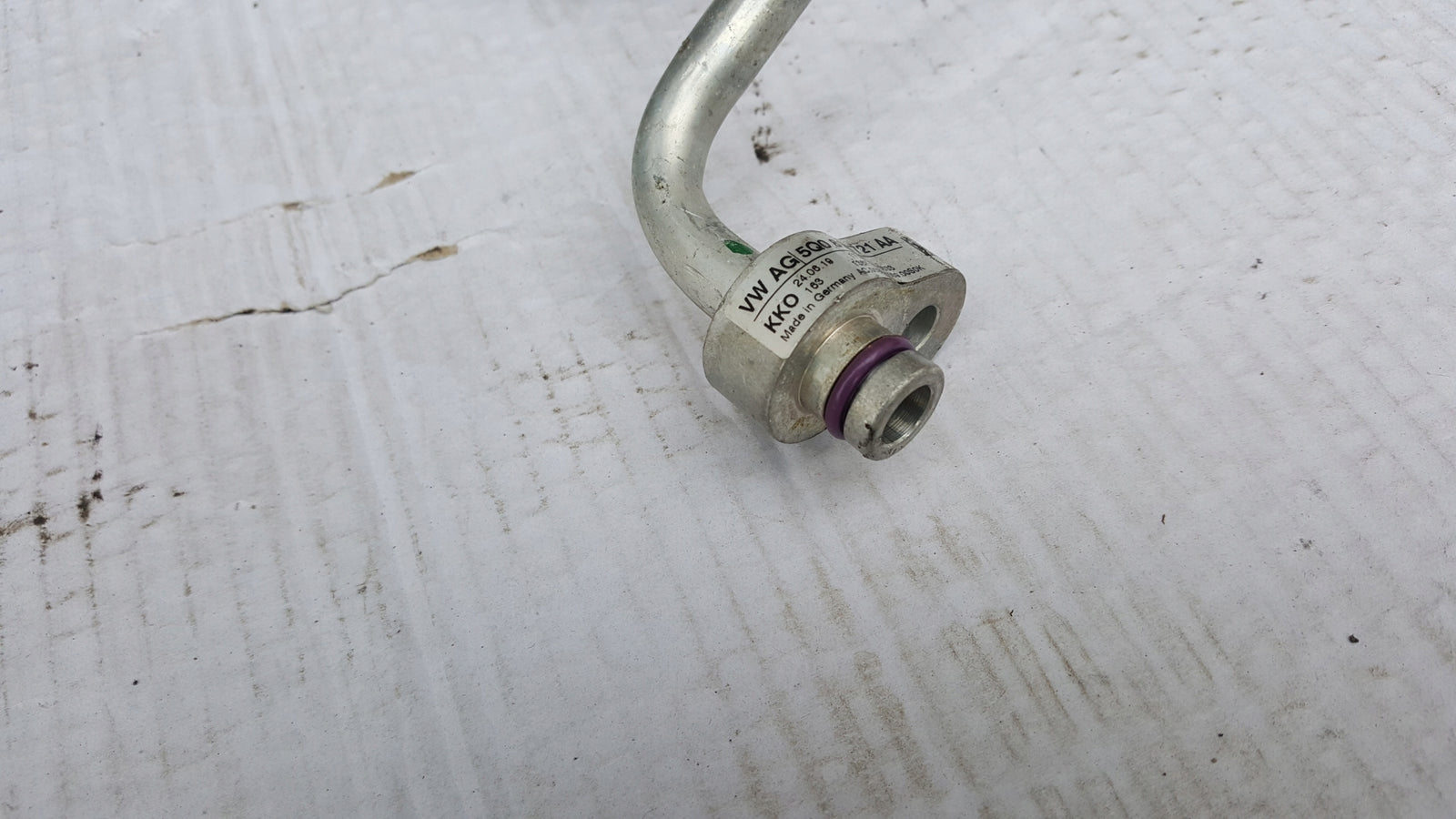 Rurka klimatyzacji VW AUDI SEAT SKODA 5Q0816721AA