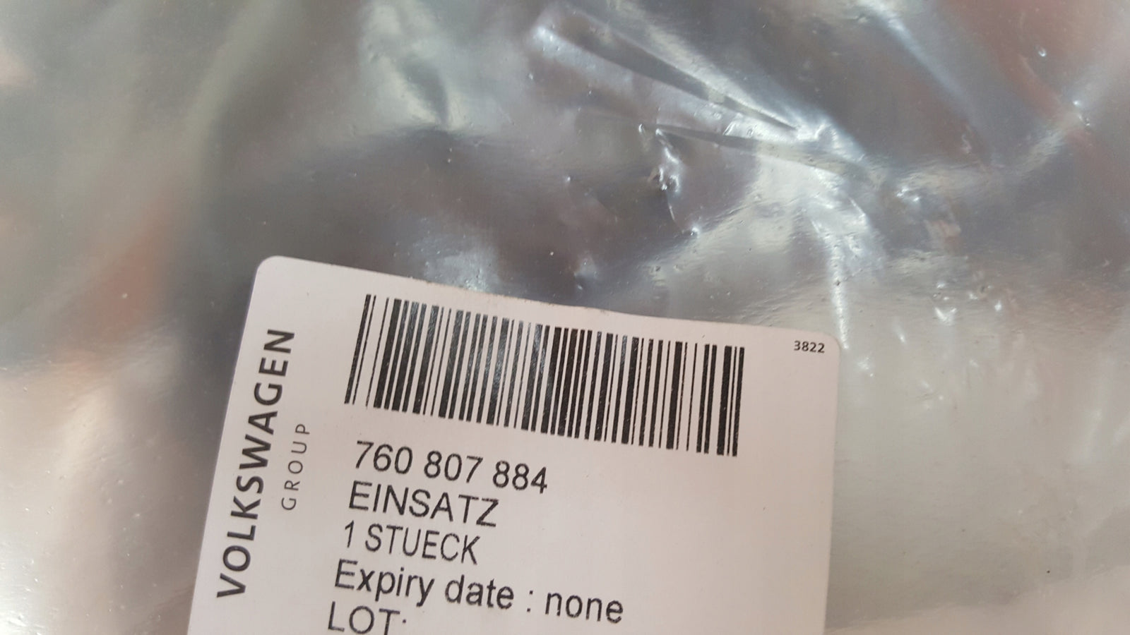 Mocowanie ślizg zderzaka prwy przód VW TOUAREG 760807884 NOWY ORYGINAŁ