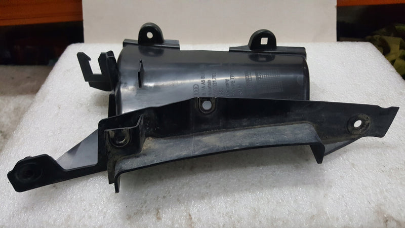 Kierownica powietrza lewy przód AUDI A5 8W6121763D demontaż