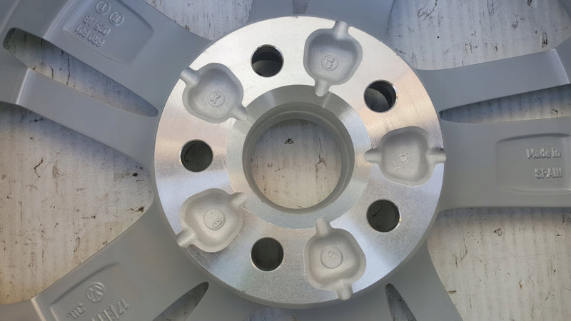 NOWA ORYGINALNA felga aluminiowa VW POLO 6Jx15 et 40 6R0601025AB