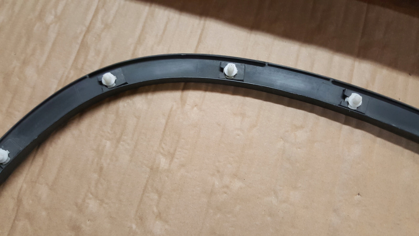 LISTWA LEWA NA PRZEDNI BŁOTNIK VW TIGUAN I 5N0 ORYGINALNA 5N0854731B