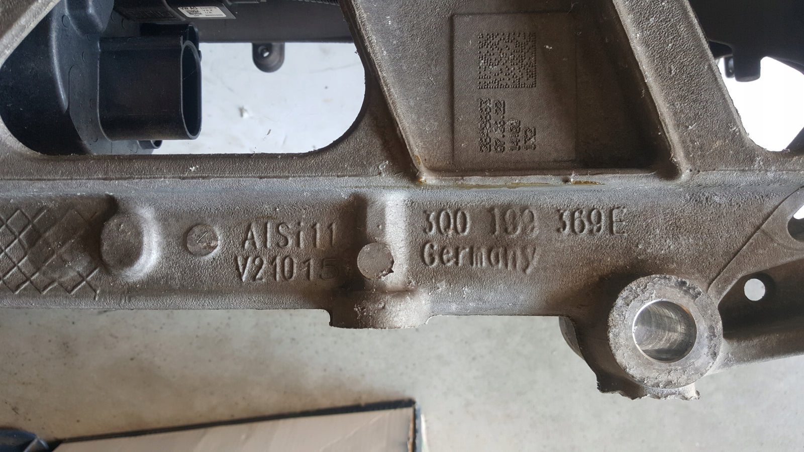 Wózek sanki kołyska VW AUDI SEAT SKODA 3Q0199369E z maglownicą 5Q0910143C