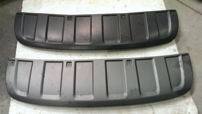 Dokładka spoiler zderzaka przód AUDI Q7 4L0807733B