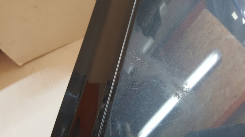 Listwa drzwi lewy przód AUDI Q4 e-tron 89A853959A demontaż