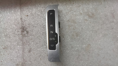 Panel zmiany biegów AUDI Q5 A4 B8 A5 8R1713463