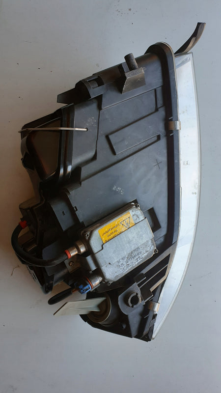 Le kompletny AUDI A6 C5 2001r 4B0 xenon ORYGINAŁ