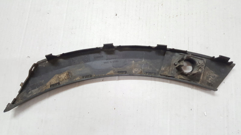 Listwa zderzaka prawy tył SEAT ARONA 6F9853026 demontaż