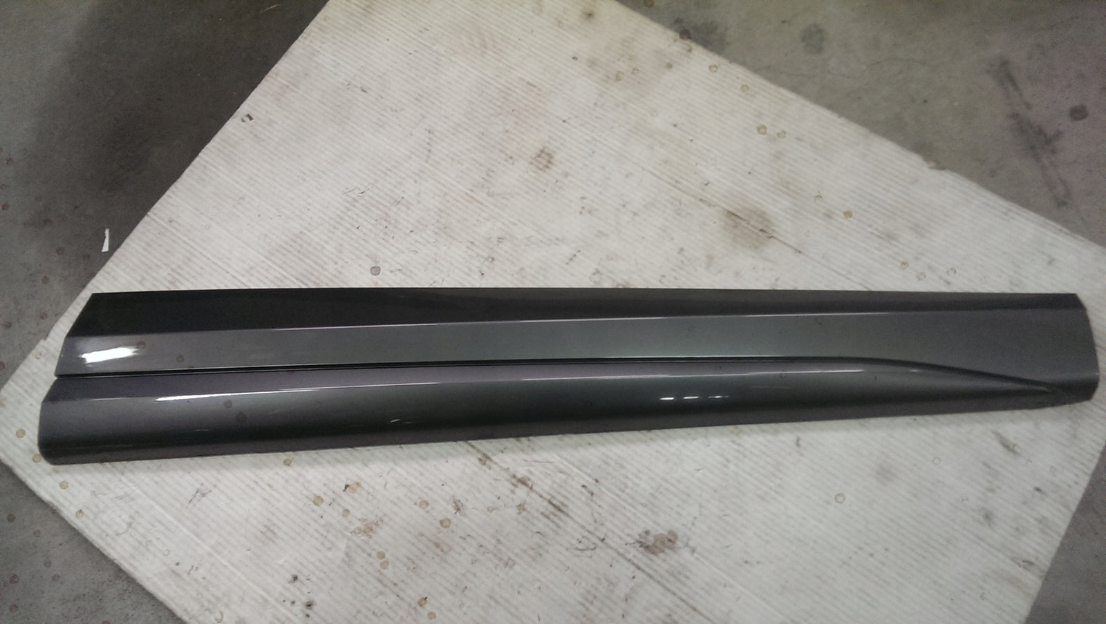 Listwa drzwi PR przód CUPRA FORMENTOR 5FF854940B