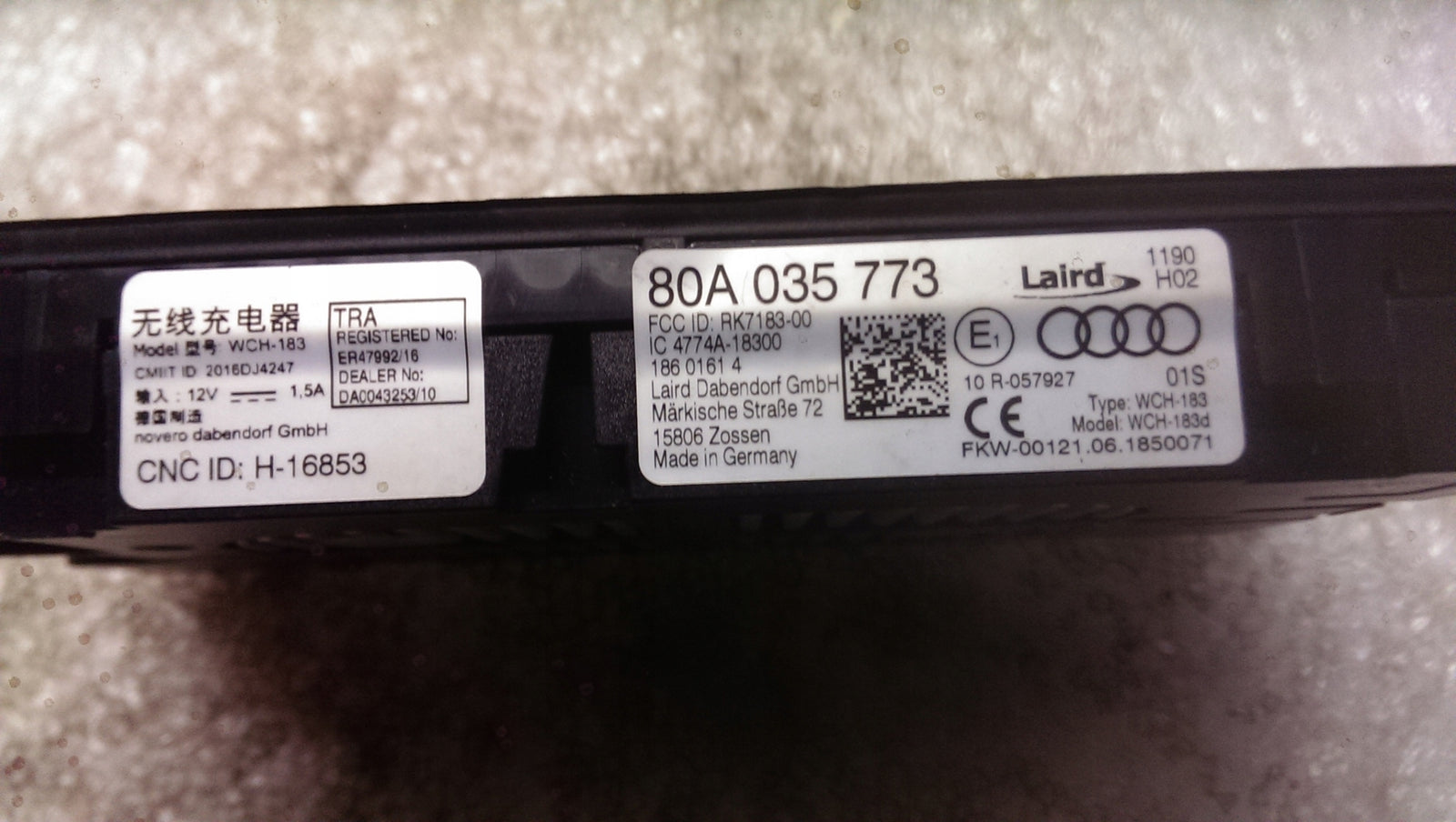 Ładowarka indukcyjna AUDI Q5 80A035773 demontaż