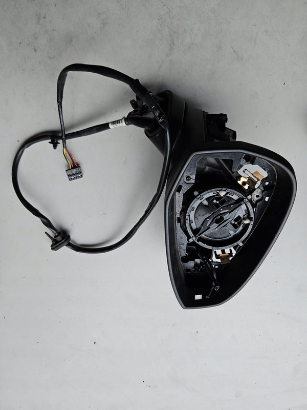 Pr Lusterko zewn AUDI A4 B9 8W1857410K 6 pin IDEAŁ