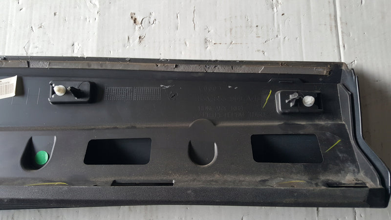Listwa drzwi lewy tył AUDI Q3 II 83A853969A/B