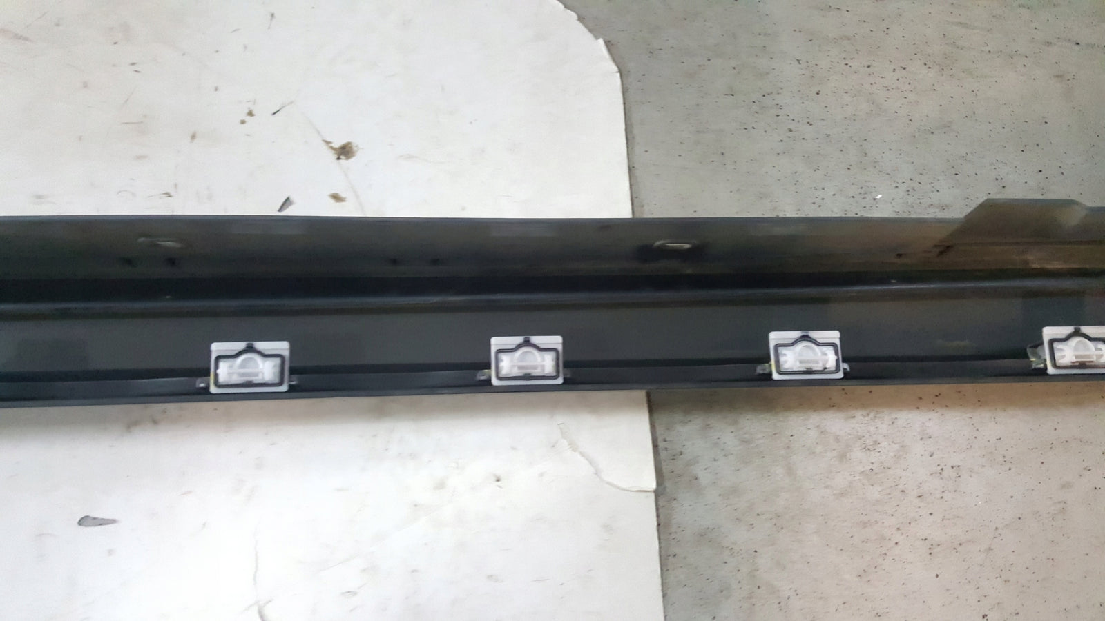 Listwa progowa PR AUDI TT TTRS 8S0853856F demontaż