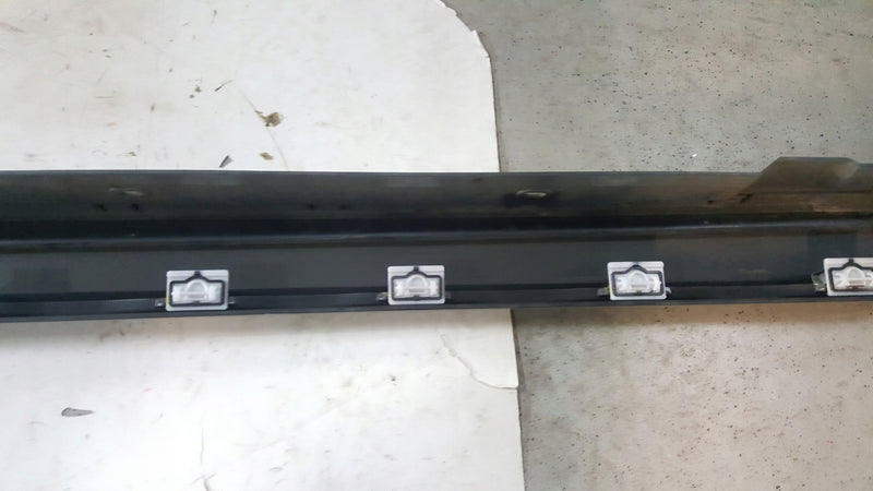 Listwa progowa PR AUDI TT TTRS 8S0853856F demontaż