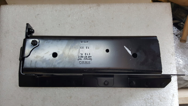 NOWY ORYGINALNY wspornik wzmocnienie prawy przód AUDI Q7 Q8 4M0801692E