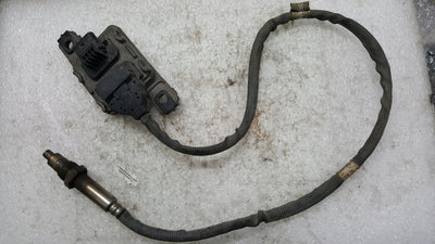 Sonda lambda czujnik NOX VW AUDI 04L907805AJ demontaż