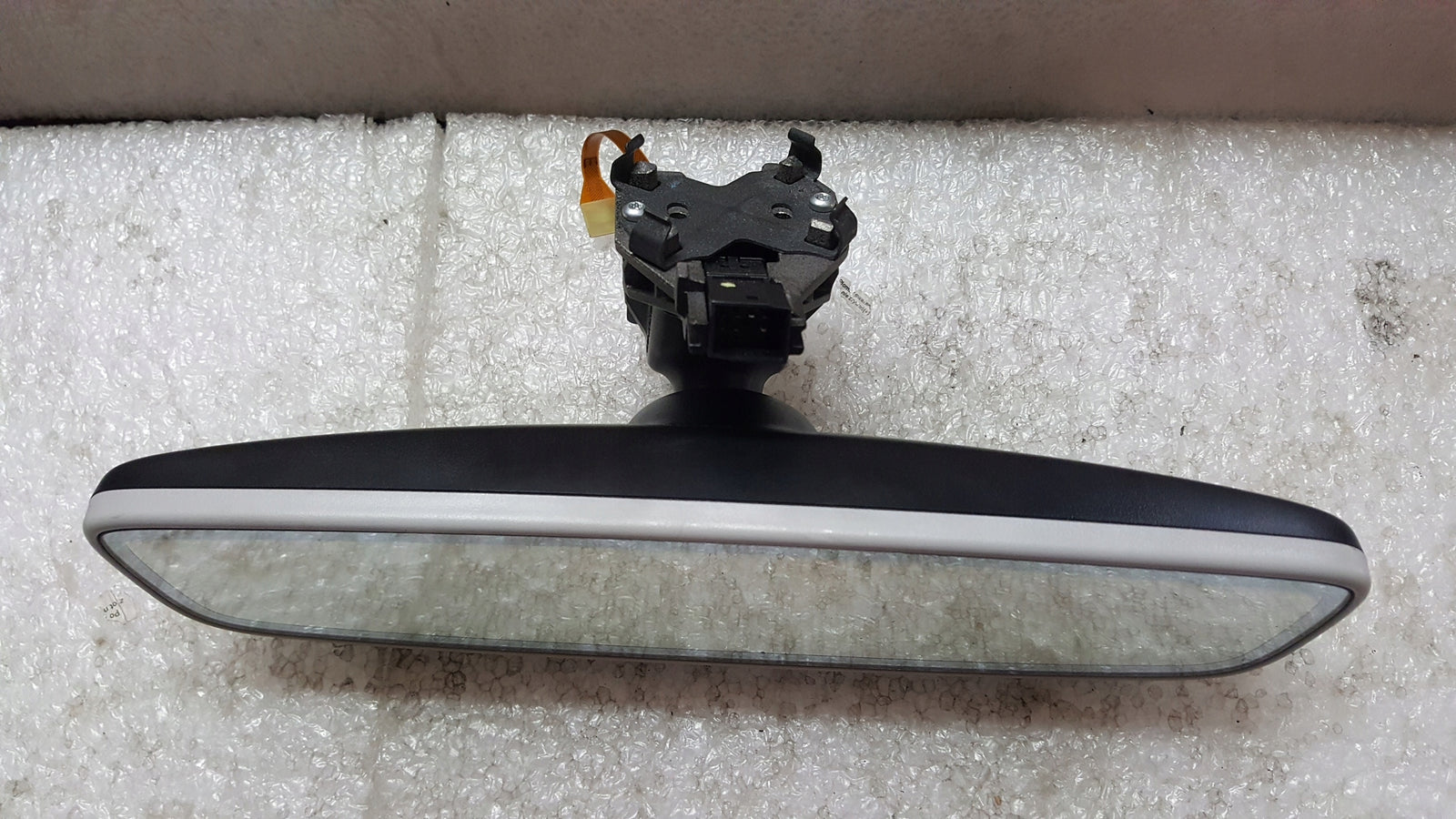 Lusterko wewnętrzne VW GOLF VII 3G0857511BE