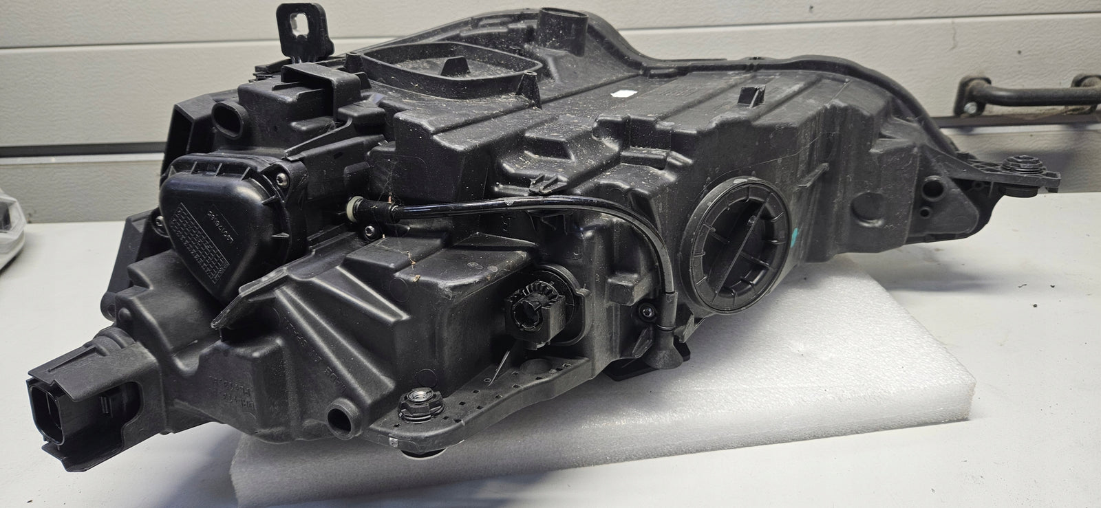 Pr kompletny FUL LED Audi A3 8Y0941012 IDEAŁ 2022r