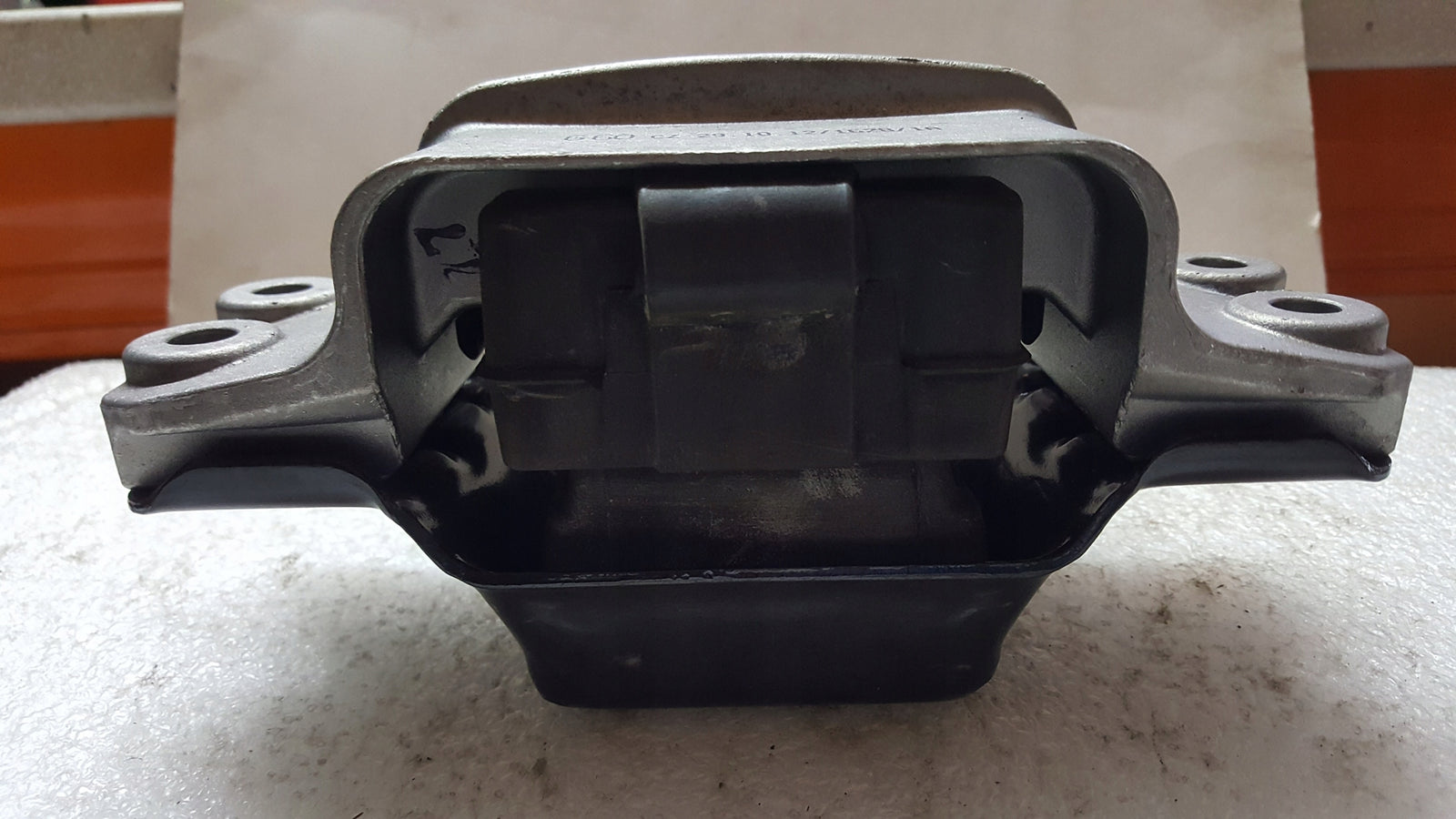 NOWA ORYGINALNA łapa skrzyni poduszka silnika VW AUDI SEAT SKODA 1K0199555L
