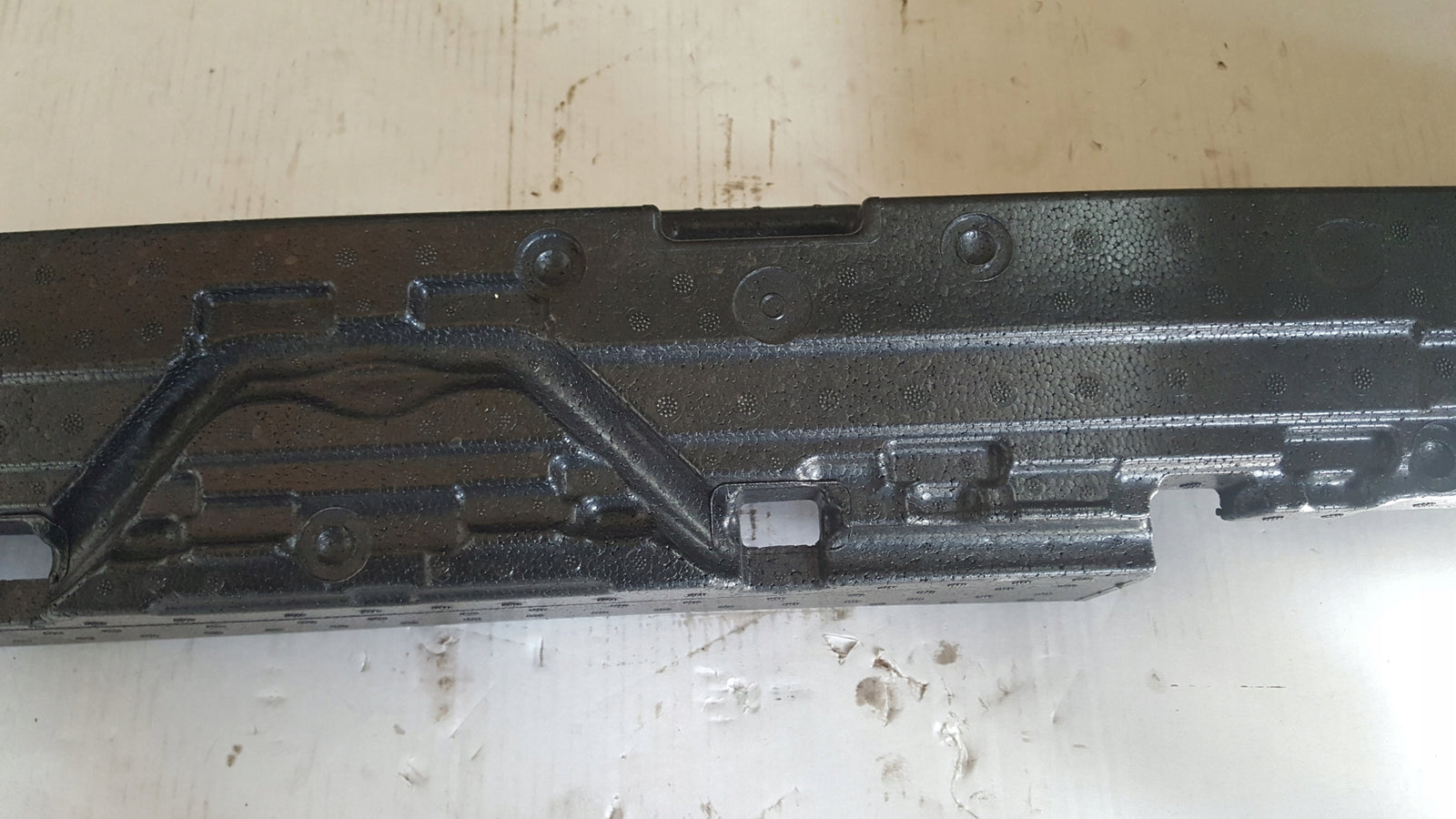 Absorber zderzaka tylnego VW PASSAT B8 3G9807251C