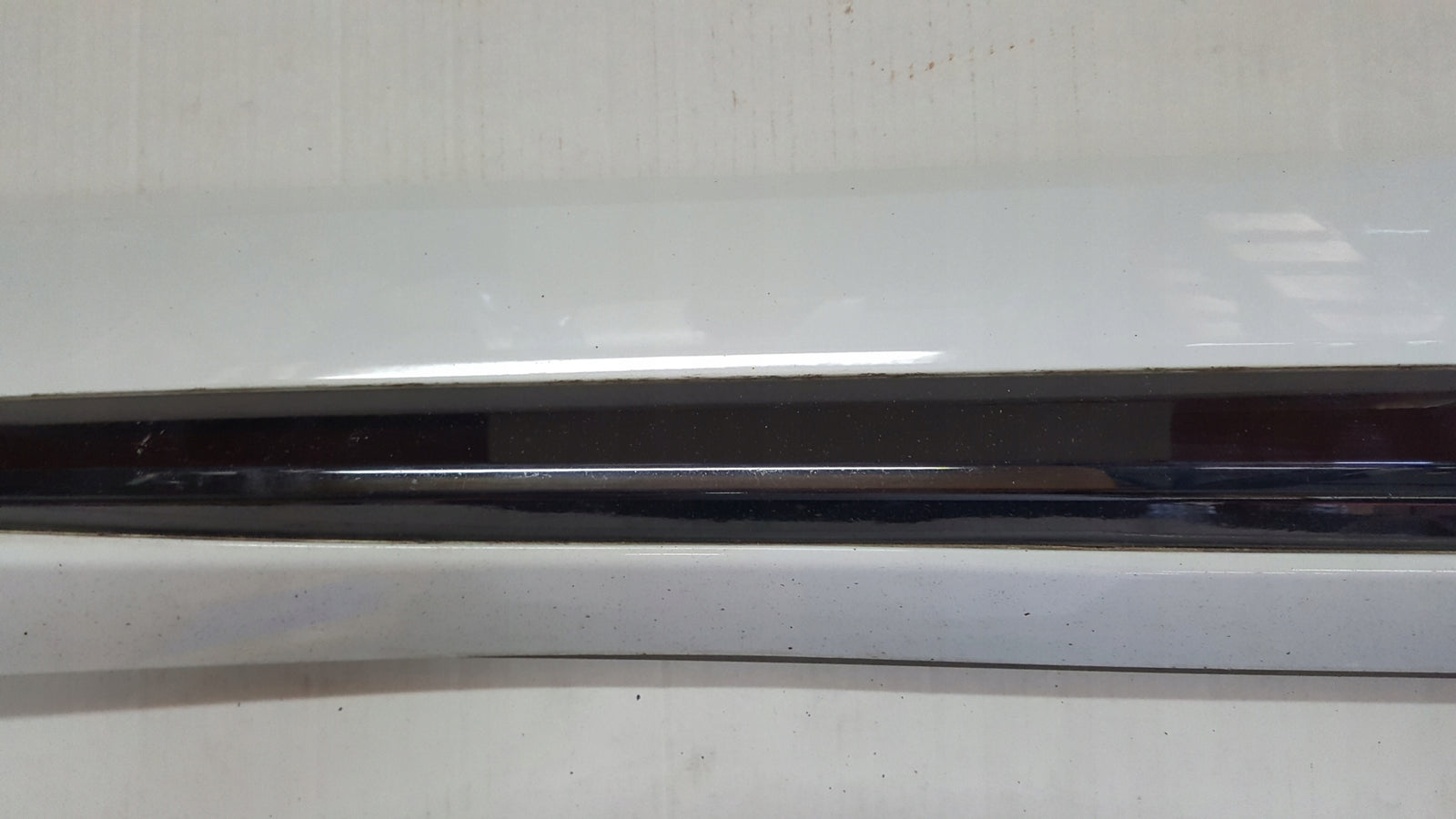 Listwa drzwi lewy przód AUDI Q3 II 83A853959A/B demontaż