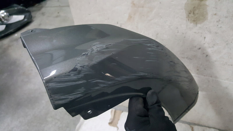 Spoiler dokładka zderzaka prawy przód AUDI Q3 83A807548 demontaż