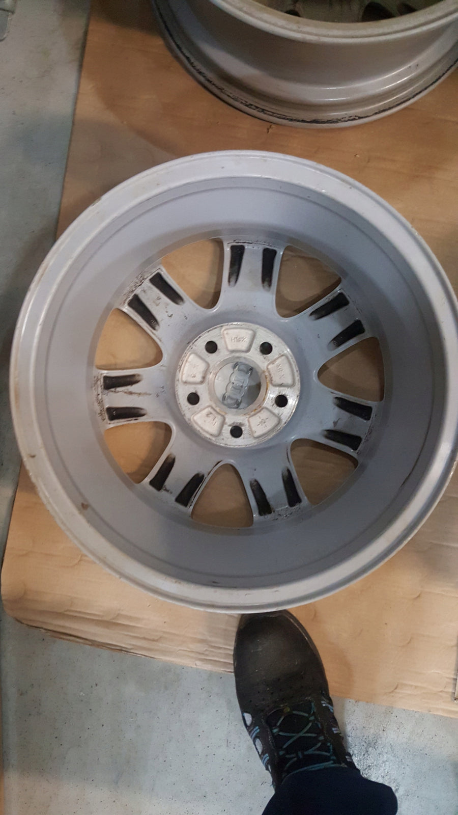 Felgi aluminiowe Audi VW Skoda Seat 7Jx16'' 5x112 ET42 8H0601025E