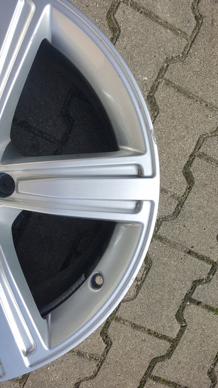 8b98bb2507996f8b7c4a6b9d695132e5