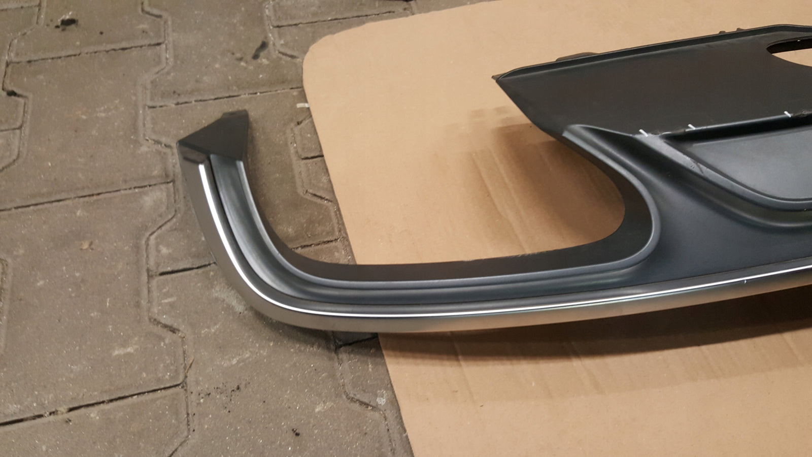 SPOILER ZDERZAKA TYŁ 8W0807521S AUDI A4 B9 S-LINE