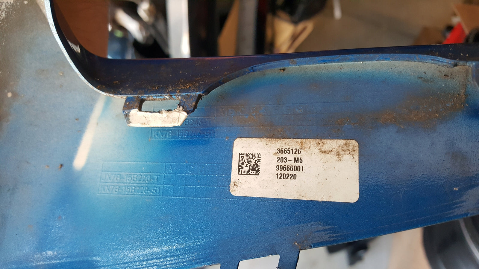 Kratka listwa zderzaka prawy przód FORD FOCUS JX7B-15B246-T