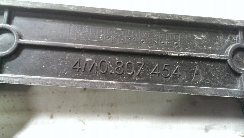 Ślizgi zderzaka L+P tył AUDI Q7 4M0807453A/454A