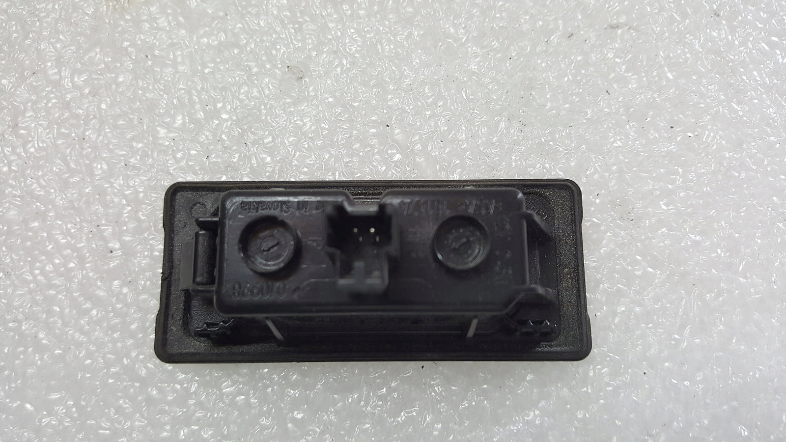 Lampka tablicy rejestracyjnej LED AUDI 4G0943021