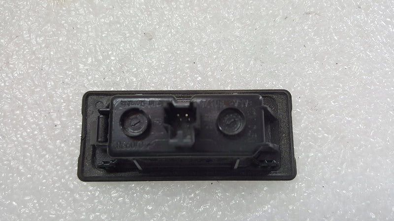 Lampka tablicy rejestracyjnej LED AUDI 4G0943021
