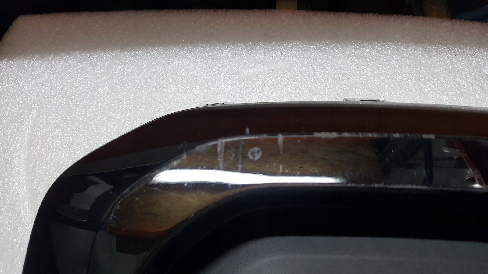Kratka zderzaka prawy przód- VW TOUAREG III R-LINE 760853664A
