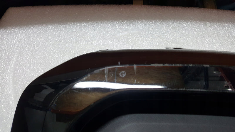 Kratka zderzaka prawy przód- VW TOUAREG III R-LINE 760853664A