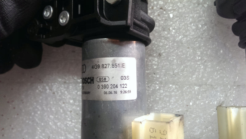 Mechanizm klapy tył L+P AUDI A6 C7 4G9827851E/852E