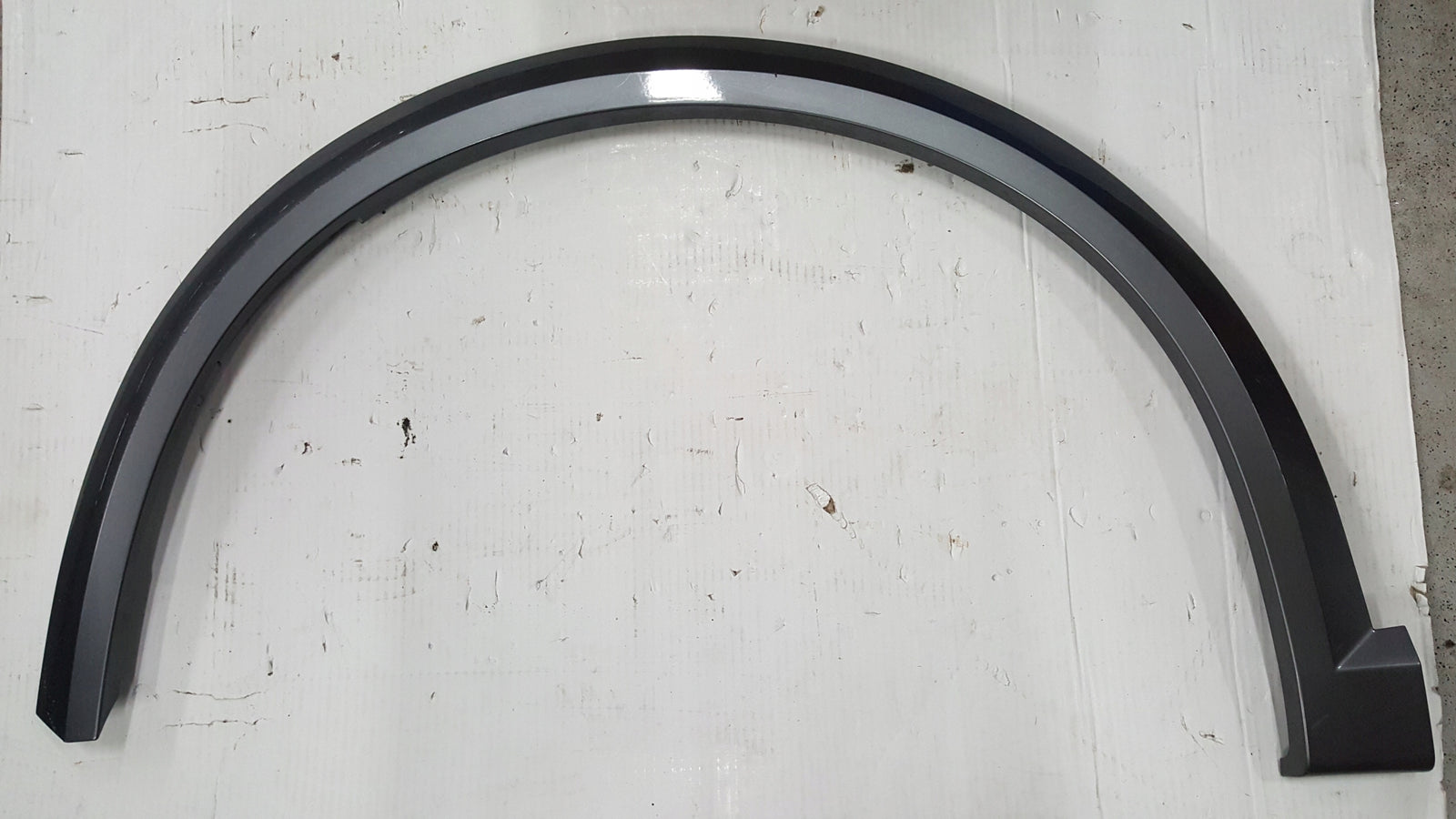 Listwa błotnik LE przód CUPRA FORMENTOR 5FF853717G
