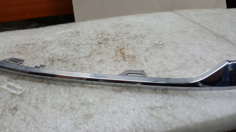 Listwa chrom zderzaka lewy tył VW PASSAT (B8) 3G0853841 demontaż