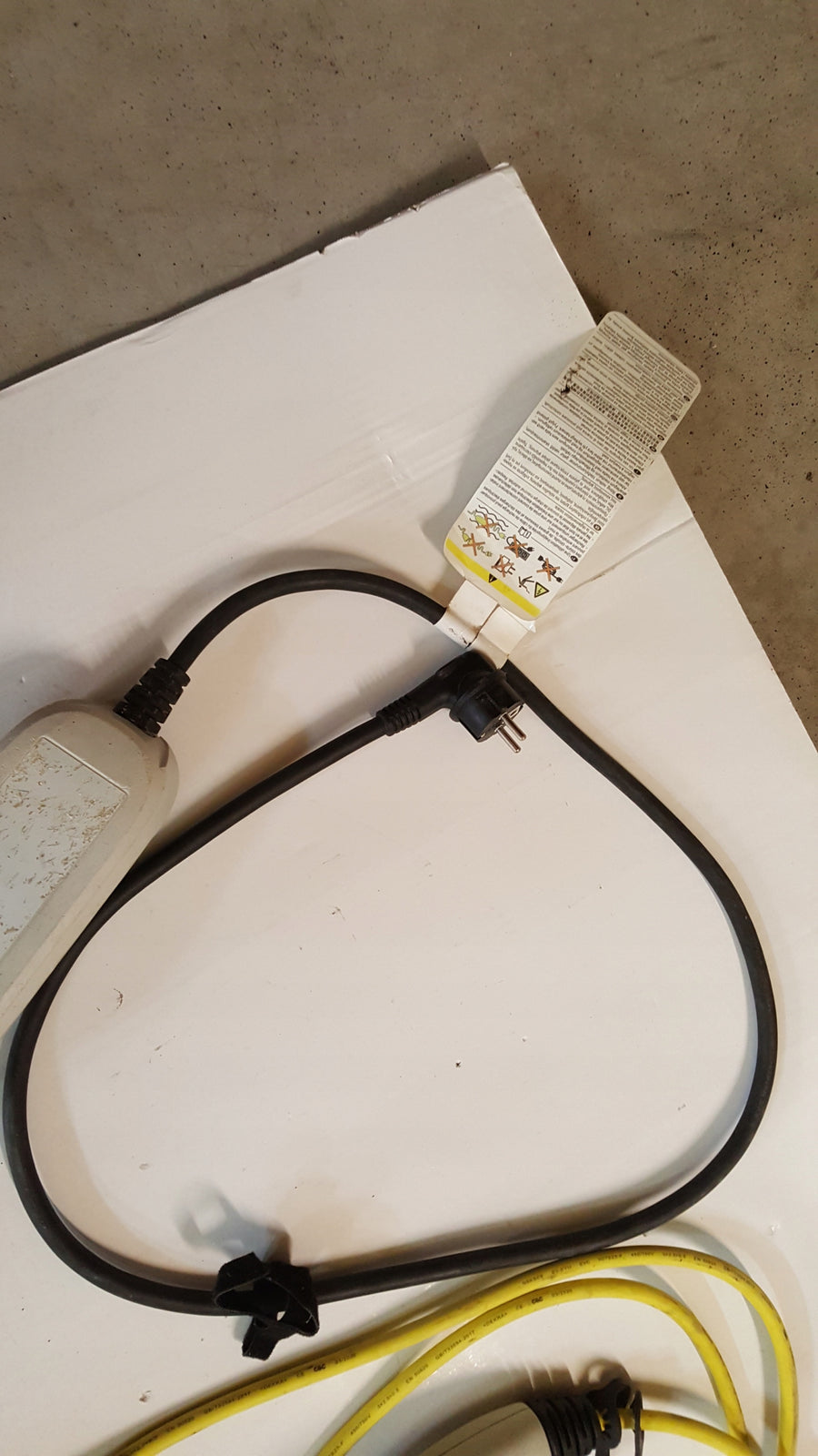 Ładowarka przewód VW AUDI SEAT SKODA 1EA971675AB